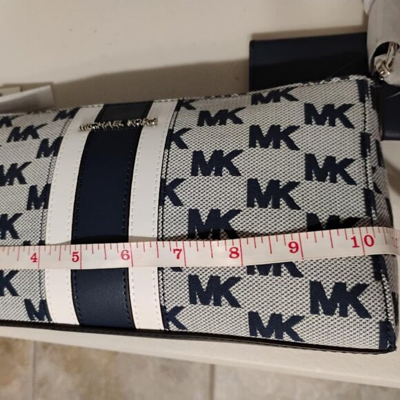 Michael Kors Jacquard & Leather Navy Blue Vincent Pouchette Bag  NWT - Picture 7 of 9